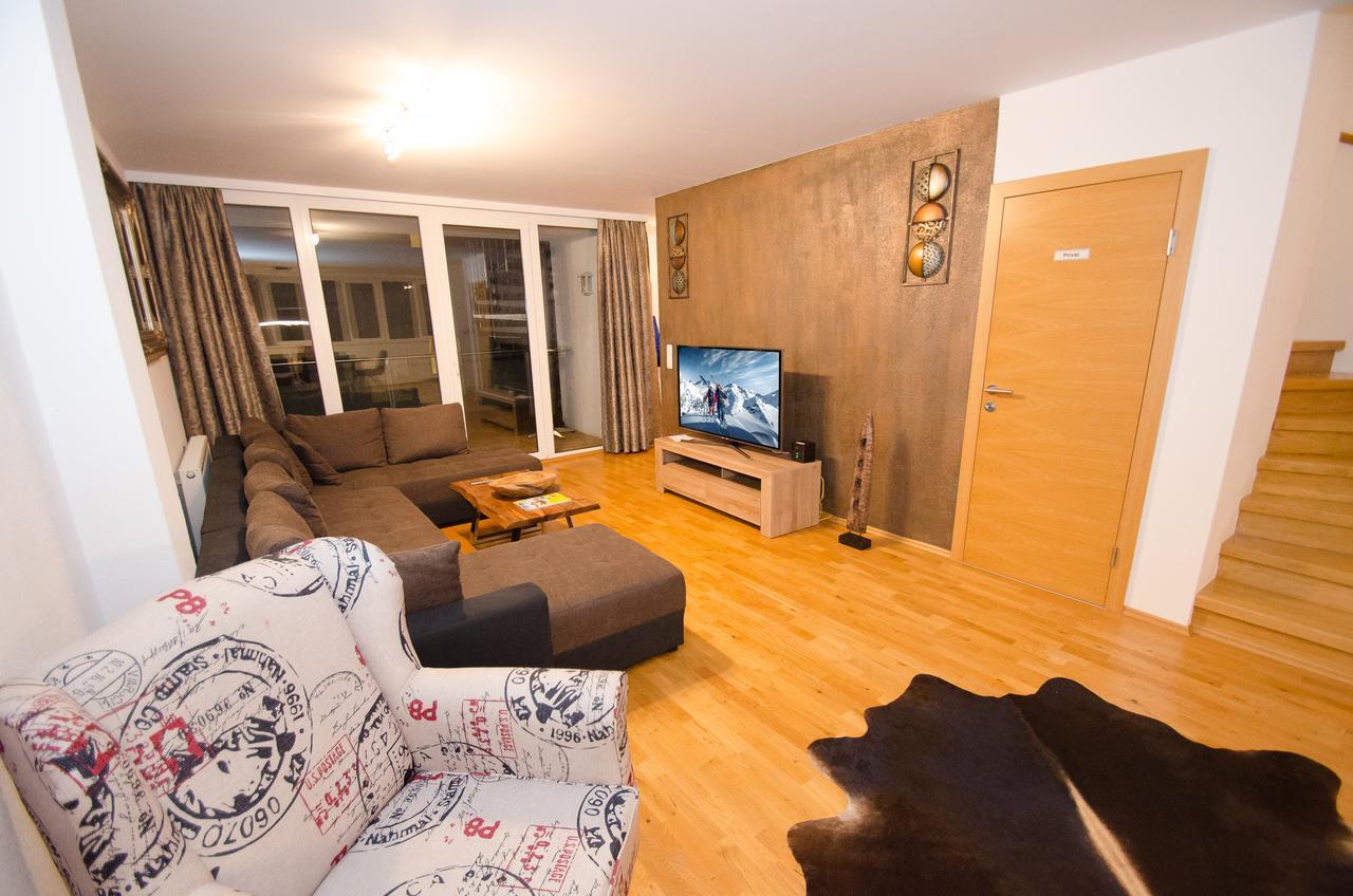 Penthouse Seven By All In One Apartments Zell am See Bagian luar foto