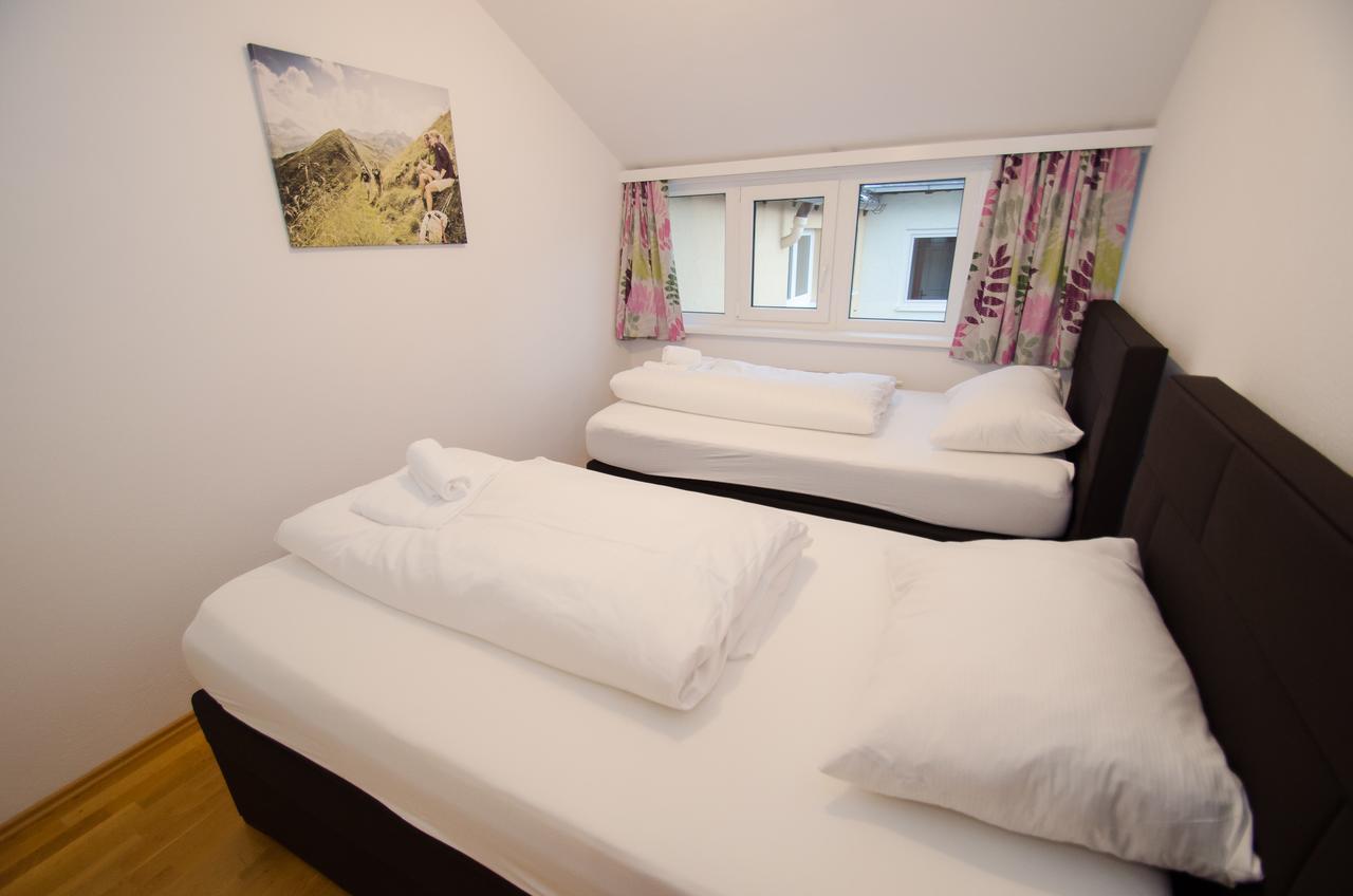 Penthouse Seven By All In One Apartments Zell am See Bagian luar foto