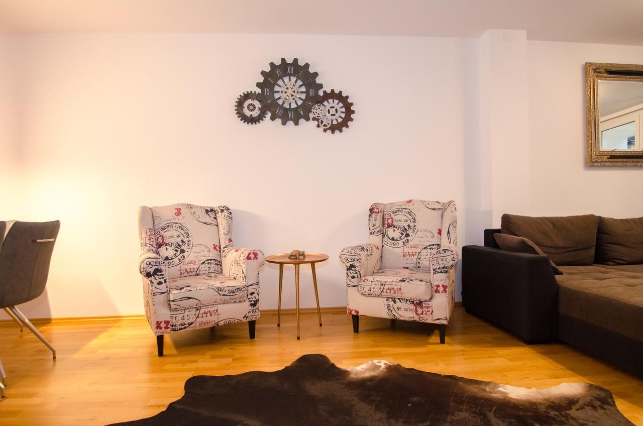 Penthouse Seven By All In One Apartments Zell am See Bagian luar foto