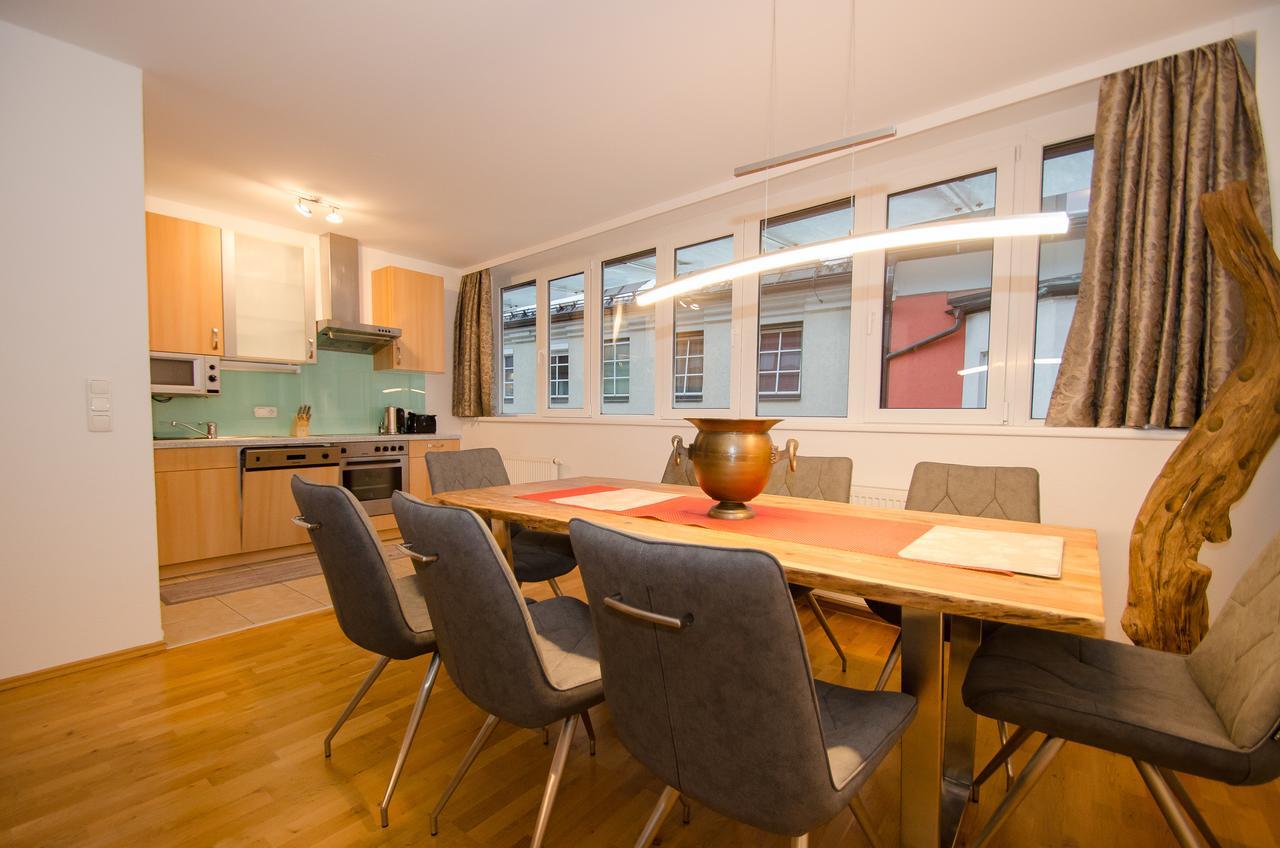 Penthouse Seven By All In One Apartments Zell am See Bagian luar foto